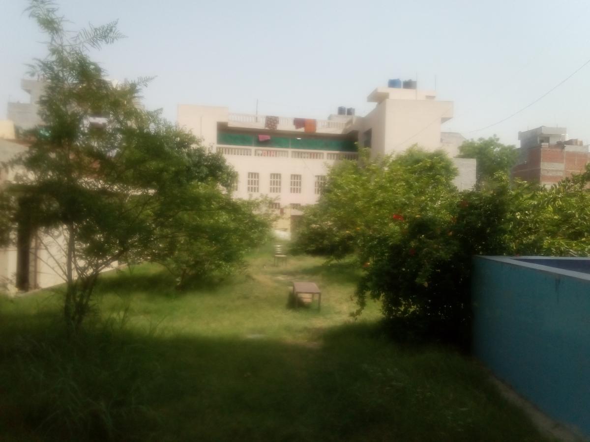 Sharma Bhawan Hotel Noida Exterior photo